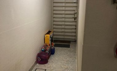 HERMOSA CASA DE 5 AMBIENTES EN VENTA MORON NORTE