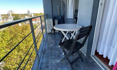 Departamento 2 Amb. con cochera.