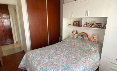 Departamento 2 Amb. con cochera.