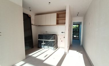 PRE VENTA DE DEPARTAMENTOS DE 2 AMBIENTES EN SEGUNDO PISO - MORON