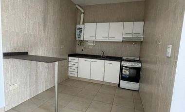 Departamento dos ambientes a la venta en José C Paz