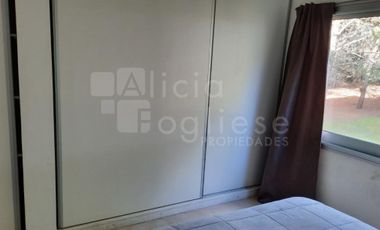 CASA 4 AMBIENTES C/GARAGE Y PARRILLA JARDÍN BARRIO COSTA ESMERALDA