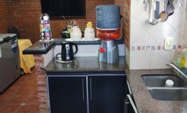 DEPARTAMENTO DE 4 AMBIENTES EN PRIMER PISO