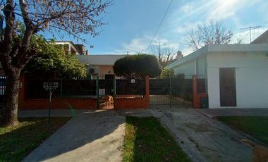 Casa 3 ambientes en José Leon Suarez