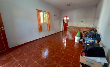 Casa 3 ambientes en José Leon Suarez