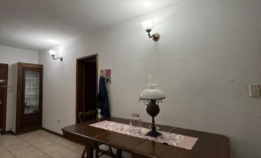 Casa de 3 AMBIENTES en venta