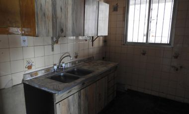 EXCELENTE CASA  EN ALQUILER