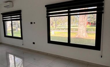 CASA ESTILO MINIMALISTA DE 5 AMBIENTES