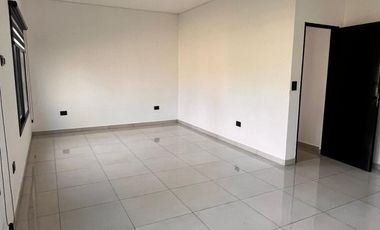 CASA ESTILO MINIMALISTA DE 5 AMBIENTES