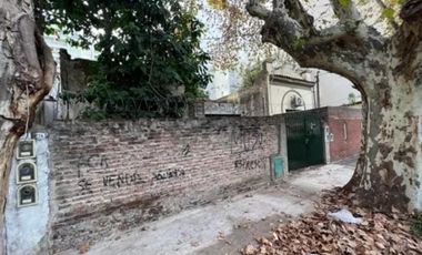 Lote de terrero con vivienda