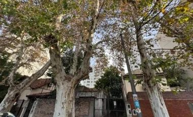 Lote de terrero con vivienda