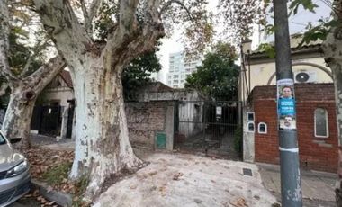 Lote de terrero con vivienda