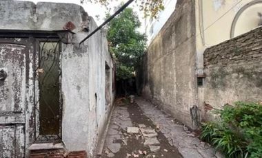 Lote de terrero con vivienda
