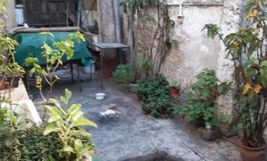 Lote de terrero con vivienda