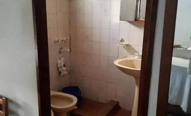 Lote de terrero con vivienda