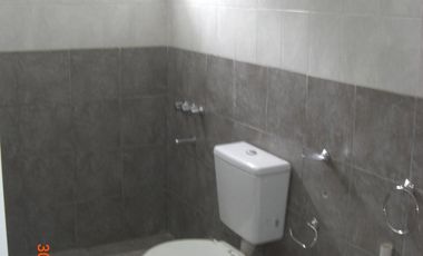 DEPTO 2 AMB CON COCHERA , COMPLEJO CON PISCINA BAJAS EXPENSAS TIGRE MAIPU 313