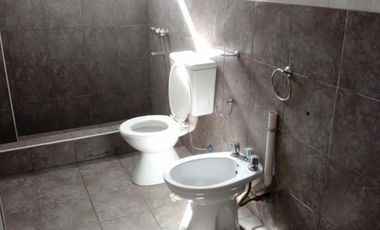 DEPTO 2 AMB CON COCHERA , COMPLEJO CON PISCINA BAJAS EXPENSAS TIGRE MAIPU 313