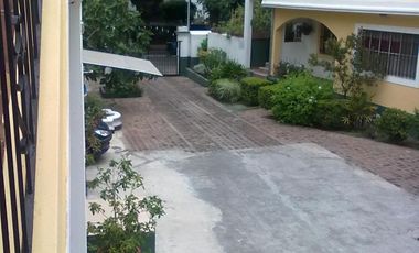 DEPTO 2 AMB CON COCHERA , COMPLEJO CON PISCINA BAJAS EXPENSAS TIGRE MAIPU 313