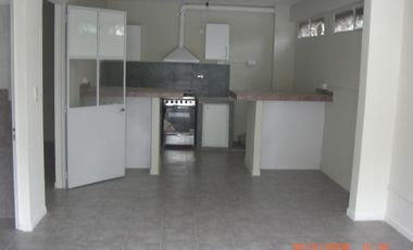 DEPTO 2 AMB CON COCHERA , COMPLEJO CON PISCINA BAJAS EXPENSAS TIGRE MAIPU 313