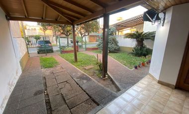Hermosa casa de tres ambientes en venta APTO CREDITO