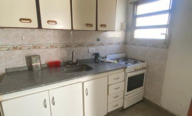VENTA PH 2 AMBIENTES CASTELAR