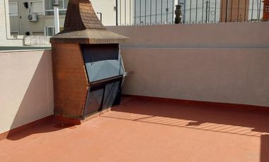 Venta de ph tipo casa al frente de cuatro ambientes en Haedo Norte