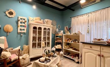 Casa de 5 AMBIENTES en venta