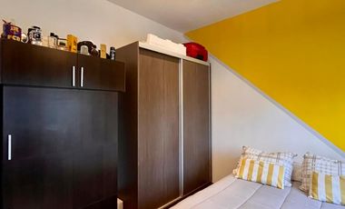 Casa de 5 AMBIENTES en venta
