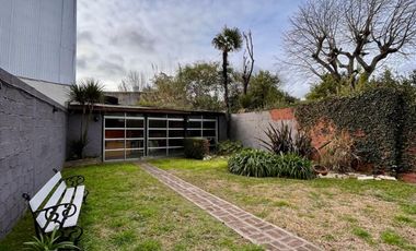 Casa de 5 AMBIENTES en venta