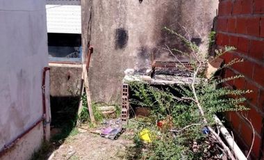 Vivienda apta crédito hipotecario en Barrio La Rotonda, Ingeniero Allan, Varela