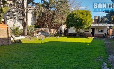 CASA DE 4 AMBIENTES SOBRE LOTE DE 495 MTS2 - VILLA LUZURIAGA