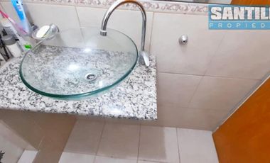 CASA DE 4 AMBIENTES SOBRE LOTE DE 495 MTS2 - VILLA LUZURIAGA