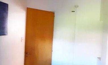 CASA DE 4 AMBIENTES SOBRE LOTE DE 495 MTS2 - VILLA LUZURIAGA