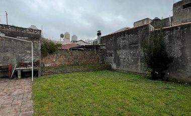 Casa de 3 AMBIENTES en alquiler