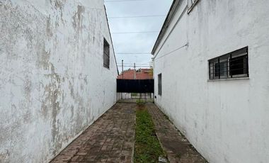 Casa de 3 AMBIENTES en alquiler