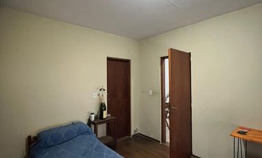 Casa de 3 AMBIENTES en alquiler