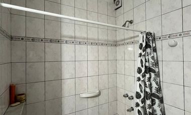 Casa de 3 AMBIENTES en alquiler