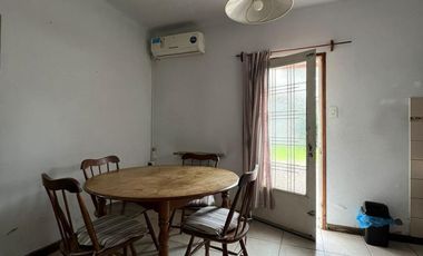 Casa de 3 AMBIENTES en alquiler