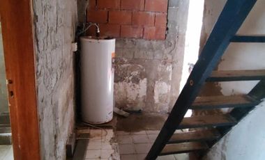 VENDO GALPON C/ CASA EN QUEQUEN