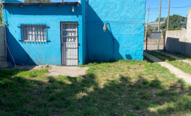 VENDO GALPON C/ CASA EN QUEQUEN
