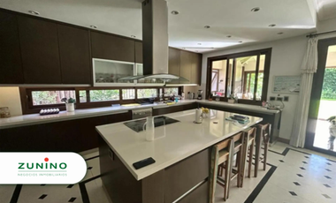 Hermosa casa a la venta en exclusivo country