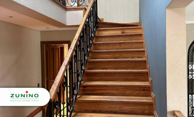 Hermosa casa a la venta en exclusivo country