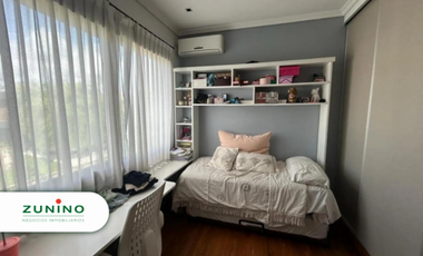Hermosa casa a la venta en exclusivo country