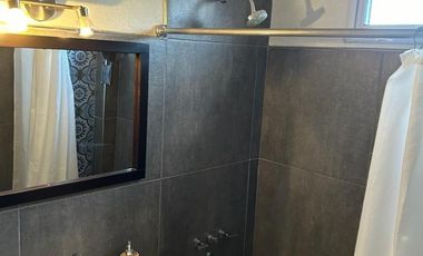 ALQUILER DE CASA DE 4 AMBIENTES