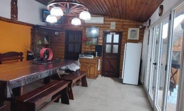 Inmejorable Inmueble de 5 Ambientes Con Cocheras y Piscina