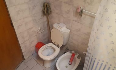Excelente Casa De Lote Propio. 3 Amb. Amplio Jardín. 405mts. Calle 40 Al 600. San Clemente Del Tuyú