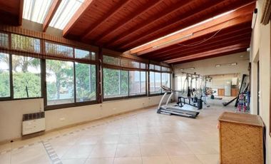 Excelente Chalet  con detalles de categoría en san justo . RETASADO OPORTUNIDAD. VENTA URGENTE