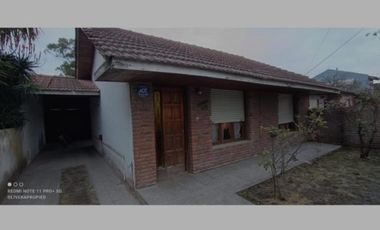 VENDO CHALET 3 AMBIENTES BOSQUE GRANDE