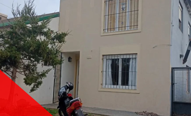 CASA EN VENTA EN TRENQUE LAUNQUEN