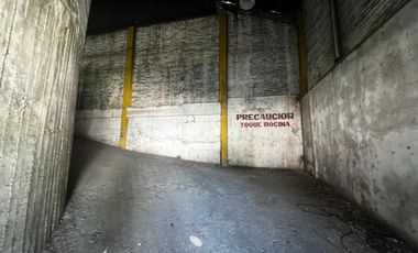 Excelente propiedad en venta. Fracción de 600 mts2 con una construcción total de 1.420 mts2